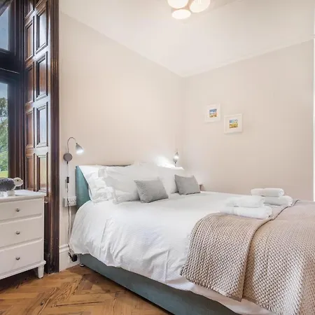 펜션 2 Bed In High Stott Park Sz489